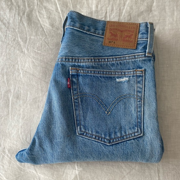 Levi’s 501 Straight Button Fly Jean - Picture 14 of 15